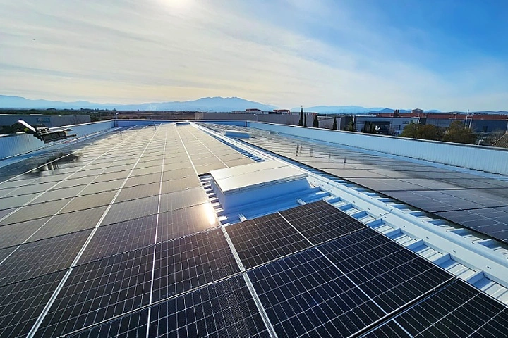 Photo d'une installation photovoltaique à Perpignan, réalisée par ACTION 2E